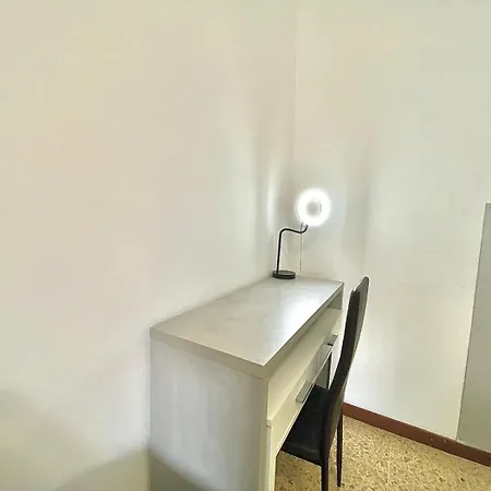 Apartmán Famagosta Home, Navigli Style, Spazioso E Confortevole Per Gruppi E Famiglie, A Piedi Da Metropolitana Famagosta