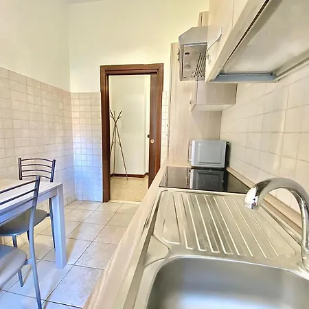 Apartmán Famagosta Home, Navigli Style, Spazioso E Confortevole Per Gruppi E Famiglie, A Piedi Da Metropolitana Famagosta